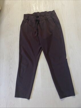 lululemon athletica dark brown/black tapered jogger pants